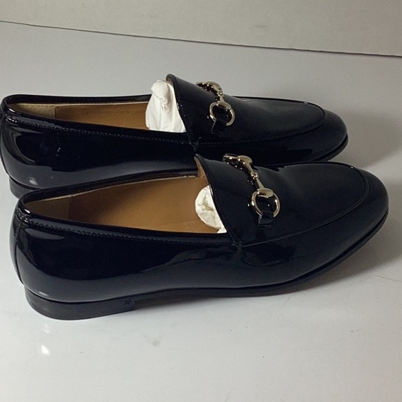 GUCCI
'JORDAN' BLACK LOAFERS WITH HORSEBIT DETAIL IN PATENT LEATHER WOMAN - Picture 7 of 12